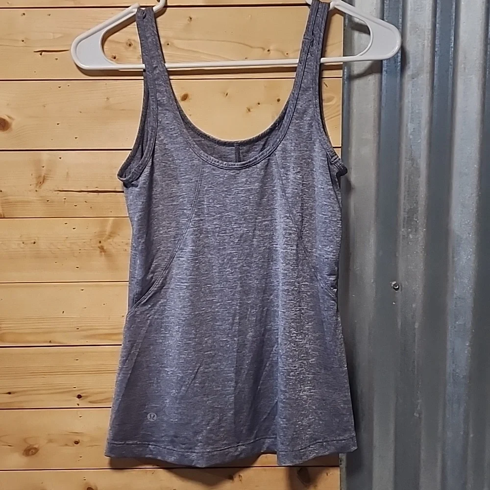 Lululemon tank top Women's  Back at it Workout Tank Size 4